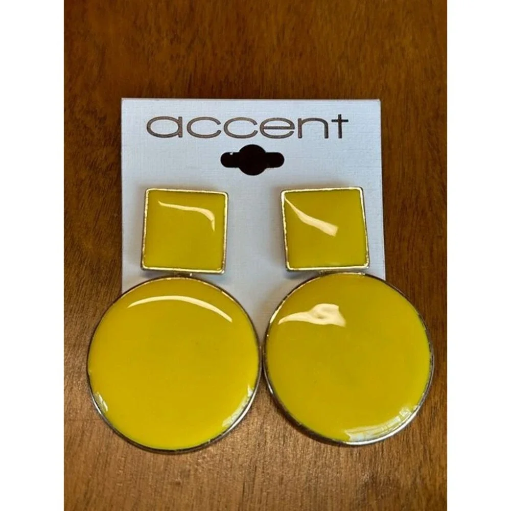 Accent Yellow Enamel Square and Circle Drop Earrings Retro NWT New Jewelry